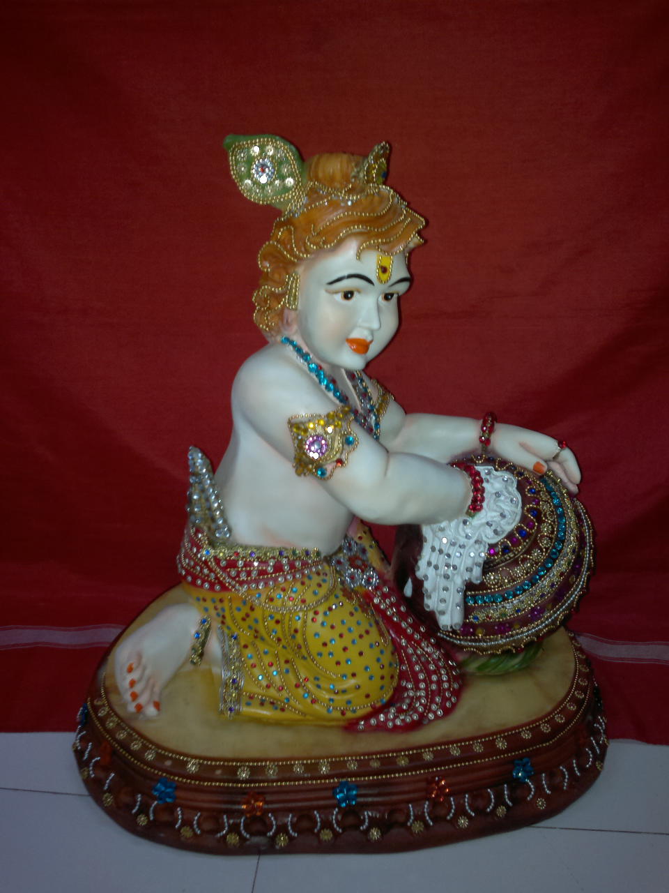 Manufacturers Exporters and Wholesale Suppliers of Resin Makhan Chor Krishna Ji Karol Bagh 